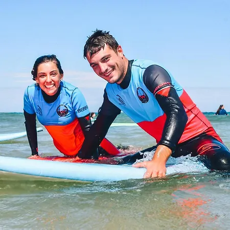 Escuela De Surf Waves Sound - Compartido