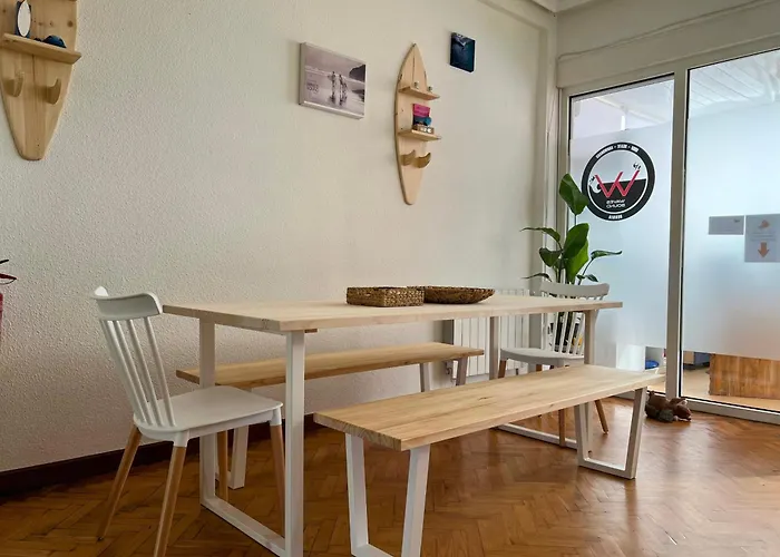 Escuela De Surf Waves Sound - Compartido Guest house