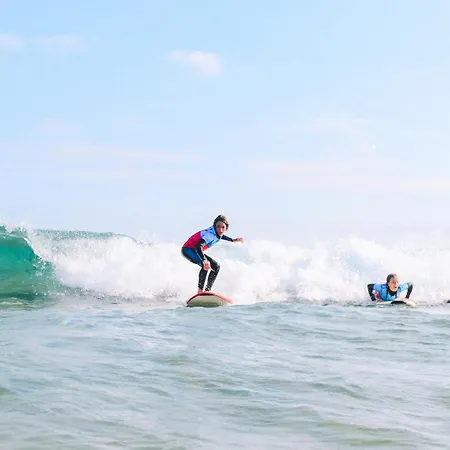 Affittacamere Escuela De Surf Waves Sound - Compartido Santoña