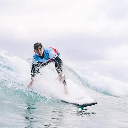 Affittacamere Escuela De Surf Waves Sound - Compartido Santoña