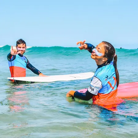 Escuela De Surf Waves Sound - Compartido Santoña